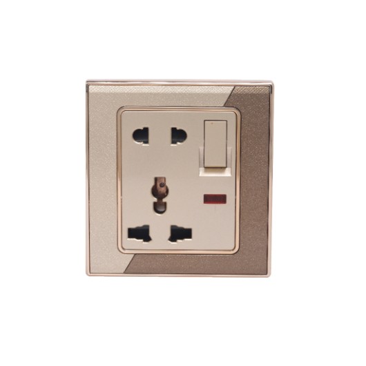 CLICK MARIGOLD MULTI SOCKET WITH SWITCH, 13A